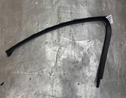 Накладка двери передней правой для Ford Mondeo IV 2007-2015  запчасти бу