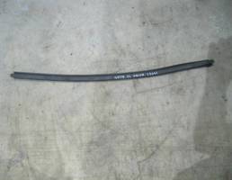 Уплотнитель стекла передней двери левой для Volvo XC90 2002-2014  запчасти бу