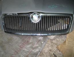 Решетка радиатора для Skoda Octavia (A5 1Z-) 2004-2013  запчасти бу