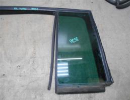 Стекло двери задней левой (форточка) для VW Touran 2003-2010  запчасти бу