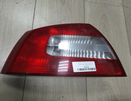 Фонарь задний левый для Skoda Octavia (A5 1Z-) 2004-2013  запчасти бу