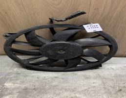 Вентилятор радиатора для Peugeot 3008 2010-2016  запчасти бу