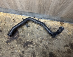 Патрубок интеркулера для VW Touareg 2002-2010  запчасти бу