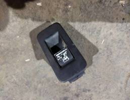 Кнопка стеклоподъемника передней левой двери для VW Touareg 2002-2010  запчасти бу