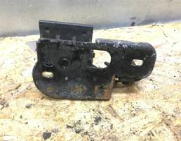 Крючок капота для VW Passat (B6) 2005-2010  запчасти бу