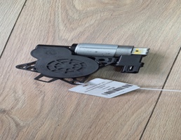 Мотор стеклоподъемника передний правый для Mazda CX 7 2007-2012  запчасти бу