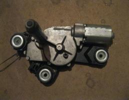 Моторчик стеклоочистителя задний для Volvo V50 2004>  запчасти бу