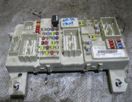 Блок предохранителей для Ford C-MAX 2003-2011  запчасти бу