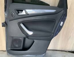 Обшивка двери задней правой для Ford Mondeo IV 2007-2015  запчасти бу