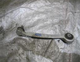 Рычаг передний верхний правый для Audi A4 (B5) 1994-2000  запчасти бу