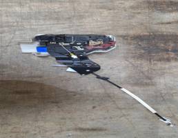 Замок двери задней левой для VW Touareg 2002-2010  запчасти бу