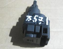 Датчик включения стопсигнала для Skoda Fabia 1999-2006  запчасти бу