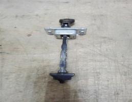 Ограничитель двери для Mazda Mazda 3 (BL) 2009-2013  запчасти бу