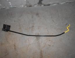 Держатель капота для Peugeot 308 2007-2011  запчасти бу