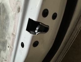 Замок двери задней правой для Opel Astra J 2010 -  запчасти бу
