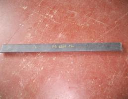 Молдинг передней левой двери для VW Passat (B3) 1988-1993  запчасти бу