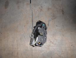 Замок двери передней правой для Chevrolet Cruze 2009 - 2015  запчасти бу