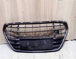 Решетка в бампер центральная для Ford Mondeo IV 2007-2015  запчасти бу