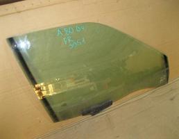 Стекло двери передней правой для Audi 80 /90 (B4) 1991-1994  запчасти бу