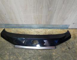 Накладка двери багажника для Lexus RX 350/450H 2017-2019  запчасти бу