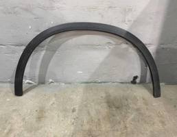 Накладка крыла переднего правого для Mercedes Benz  запчасти бу