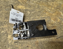 Ручка двери задней внутренняя правая для Kia Sportage 2004-2010  запчасти бу