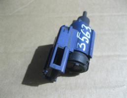 Датчик включения стопсигнала для Skoda Octavia (A4 1U-) 2000-2011  запчасти бу