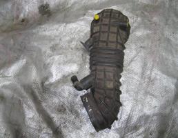 Гофра воздуховода для Audi 100 /200 (44) 1983-1991  запчасти бу